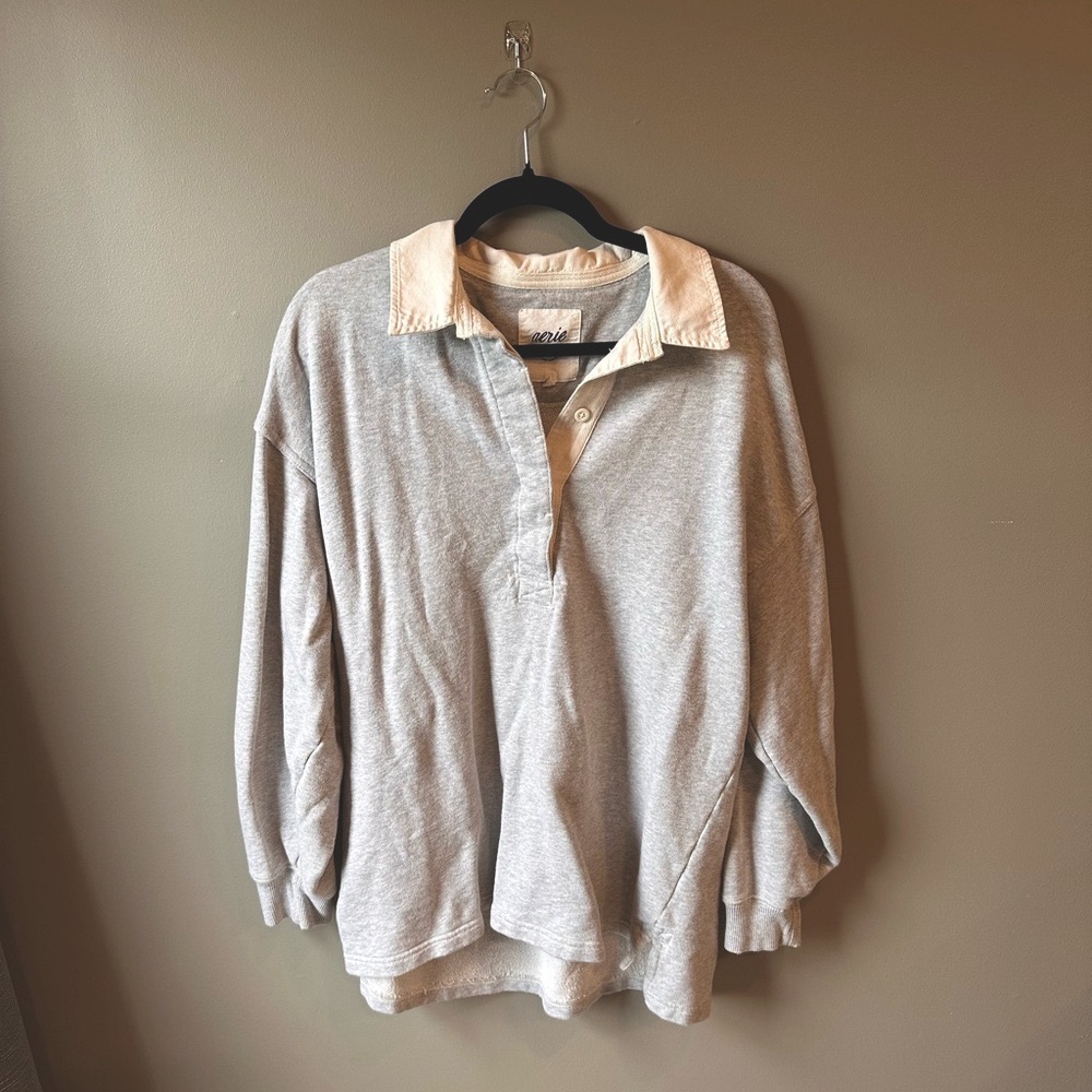 aerie Light Gray Crewneck Pullover with Cream Collar